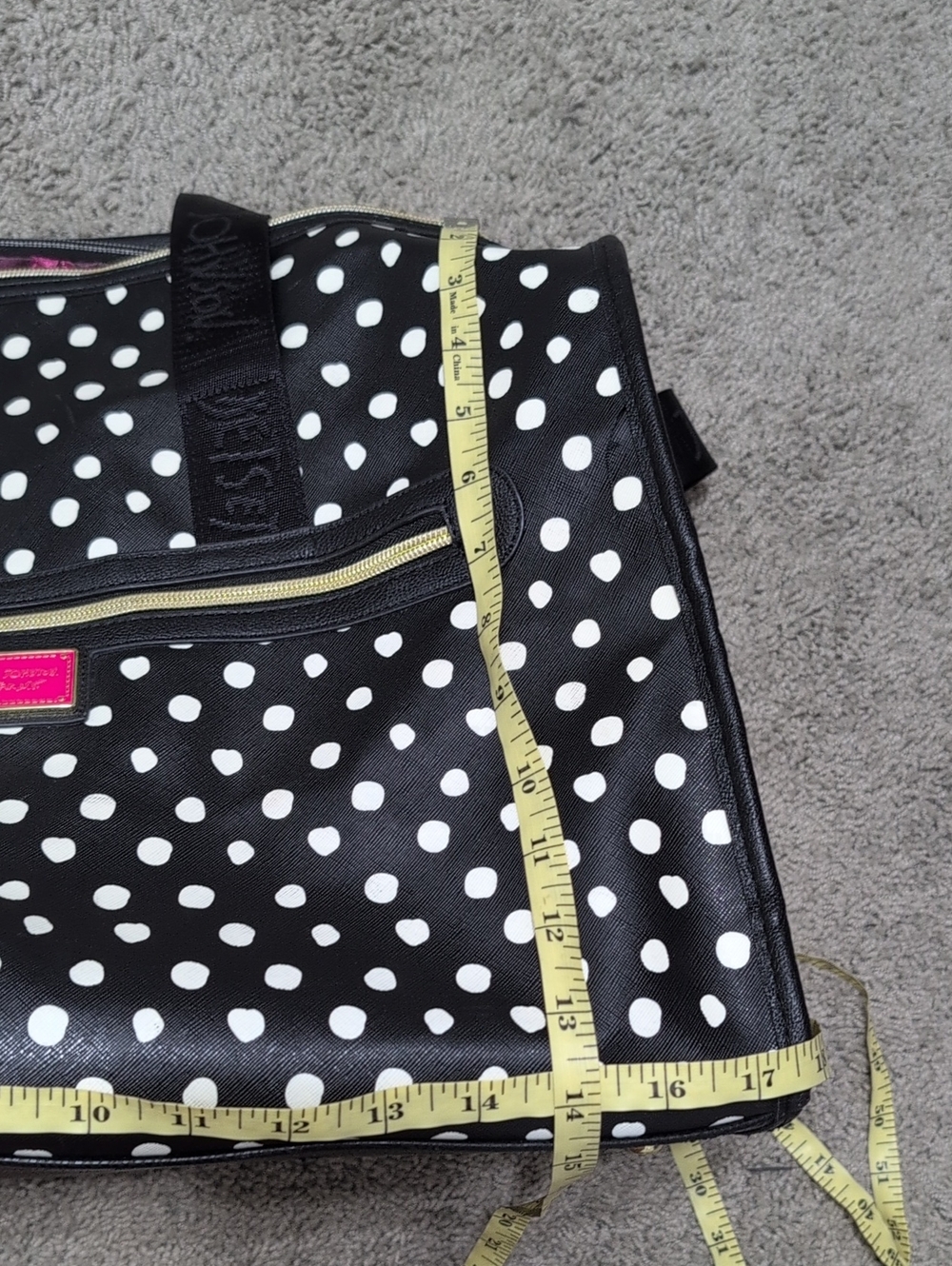 Betsey Johnson Polka Dot Weekender  Duffel Bag Faux Leather Black And White - Picture 12 of 14